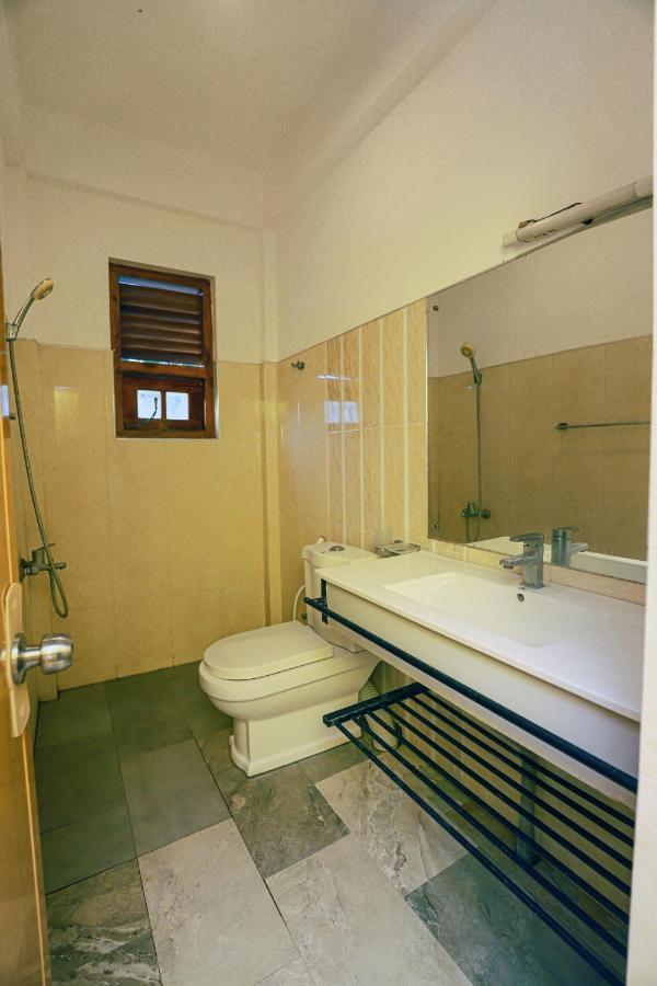 Yala Rich Lodge Tissamaharama Bagian luar foto