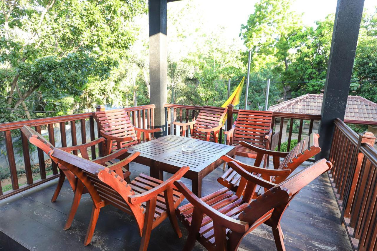 Yala Rich Lodge Tissamaharama Bagian luar foto